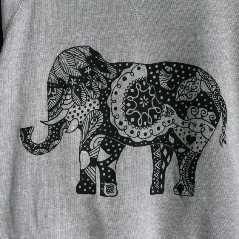 Bluza pictata manual - Mandala Elephant